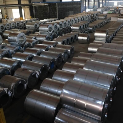 JIS Düzenli Pul Galvanizli Çelik 610mm Rulolarda Sıcak Haddelenmiş Çelik