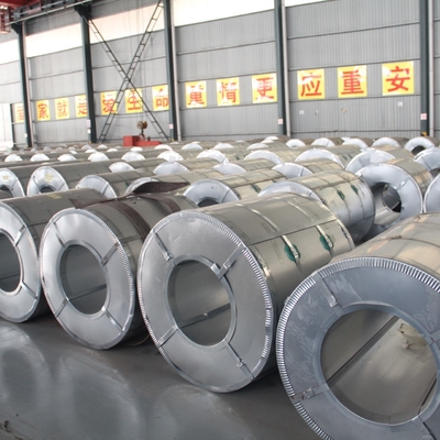 1000mm-6000mm GI Çelik Sac Rulo 3-8 Ton Galvanizli Çelik Rulo